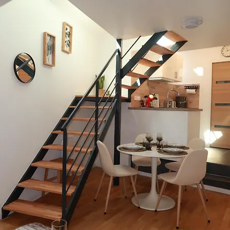 Duplex Cosy A 7 Minutes A Pied Du Rer Nanterre Ville Exterior foto
