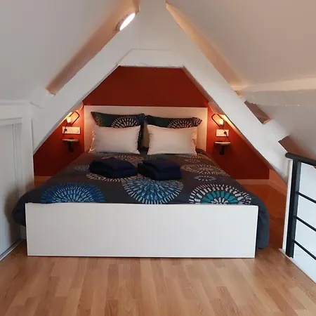 Duplex Cosy A 7 Minutes A Pied Du Rer Nanterre Ville Exterior foto