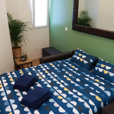Duplex Cosy A 7 Minutes A Pied Du Rer Nanterre Ville Exterior foto
